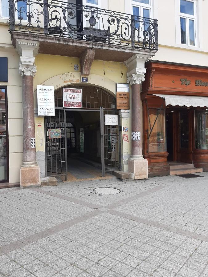 Apartmani Sara Újvidék Kültér fotó