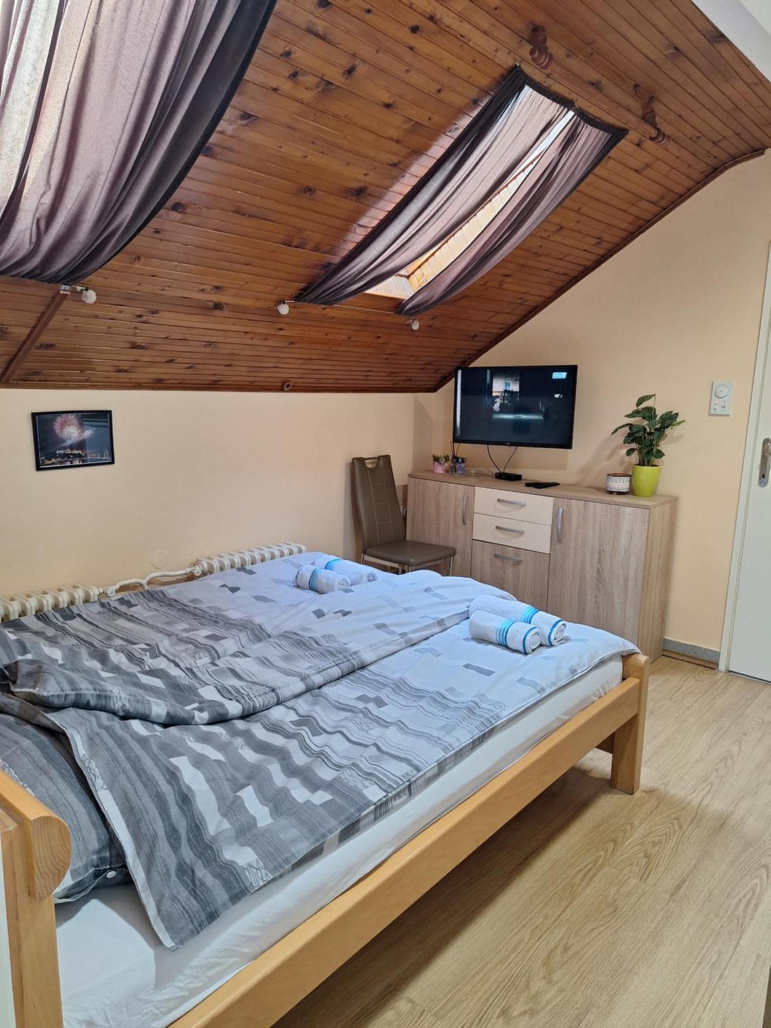 Apartmani Sara Újvidék Kültér fotó